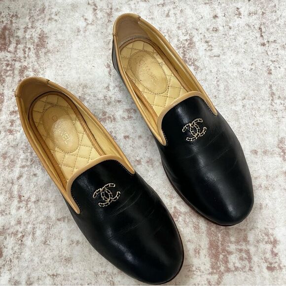 CHANEL Classic Black Cap Toe Flats Loafers Sz. 38.5 - Picture 2 of 10